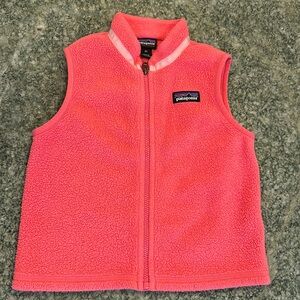 Patagonia Pink 2T fleece vest
